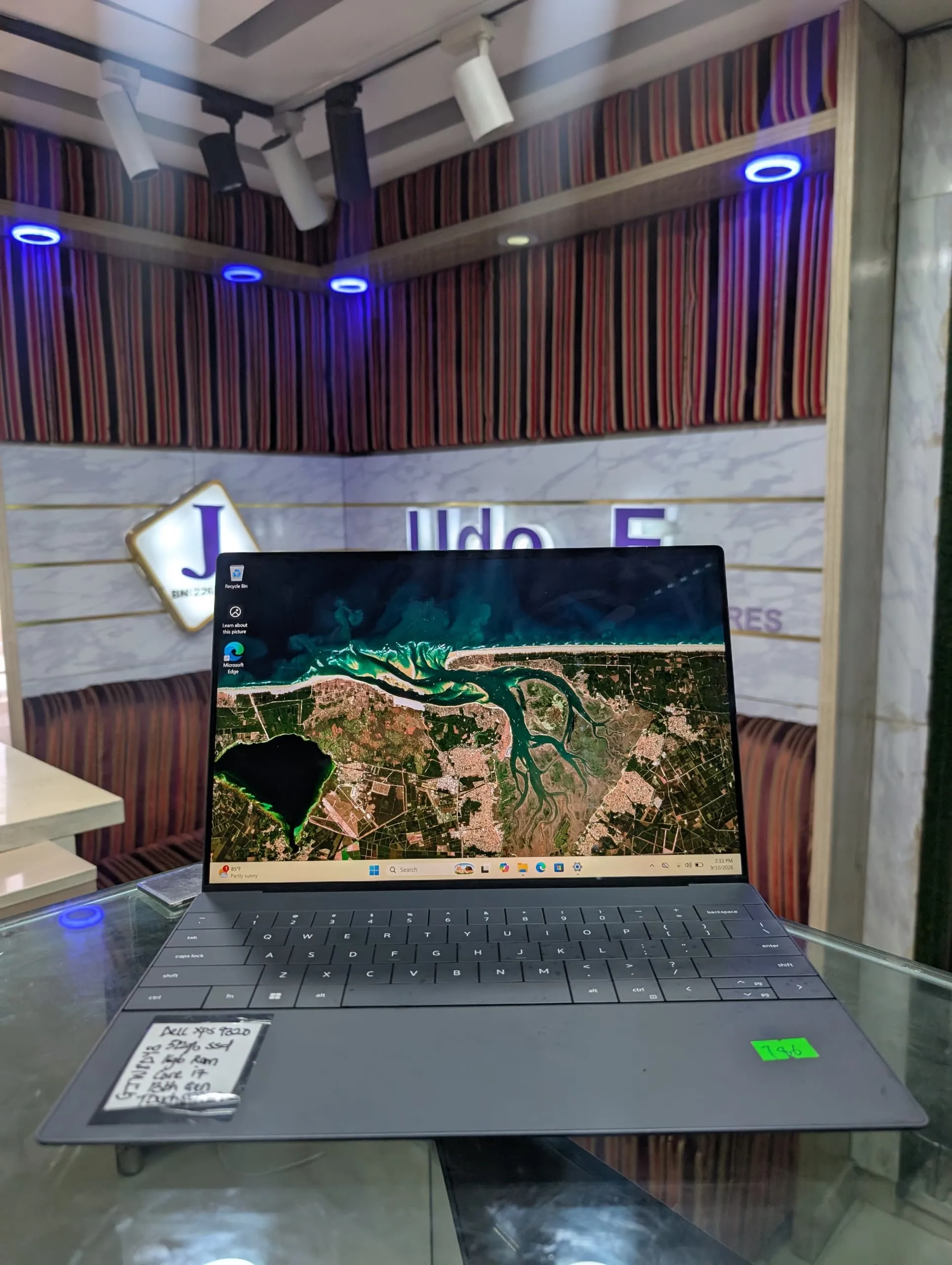 Dell XPS 13 9320