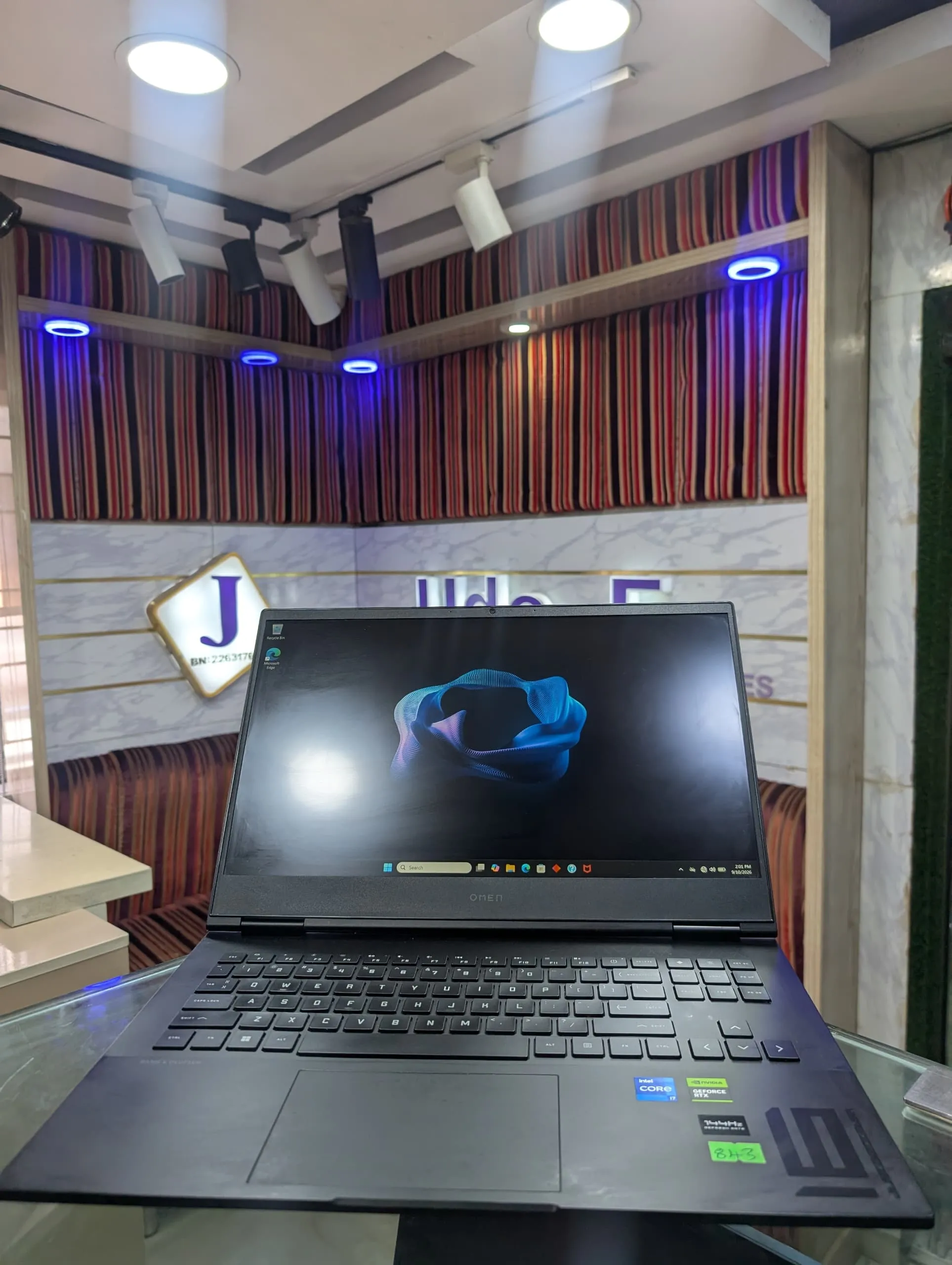 HP OMEN 16